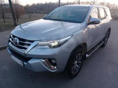 Toyota Fortuner. GUN156 ����