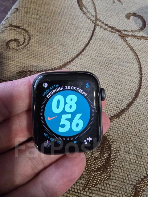 Apple Watch SE. GPS, NFC, IP67 ����