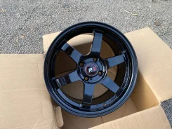 885 231. 7.0x15", 4x100, ET38 ����
