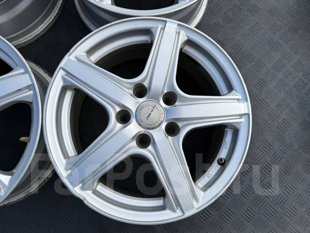 Dunlop Plencia. 6.5x16", 5x114.3, ET40, �� 73���. ����