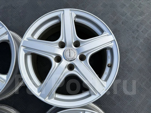 Dunlop Plencia. 6.5x16", 5x114.3, ET40, �� 73���. ����