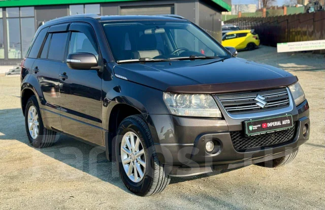 Suzuki Grand Vitara. �������, 4wd, 2.0 (140��.�.), ������, 185 000����. �� ����