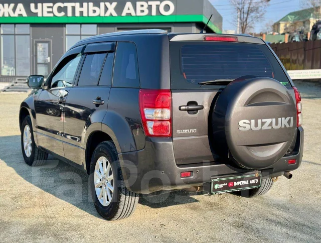 Suzuki Grand Vitara. �������, 4wd, 2.0 (140��.�.), ������, 185 000����. �� ����