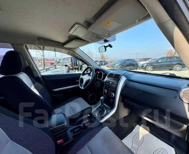 Suzuki Grand Vitara. �������, 4wd, 2.0 (140��.�.), ������, 185 000����. �� ����