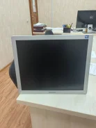 Samsung. 19", ���������� �� (LCD, LED, QLED) ����
