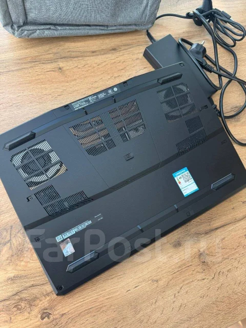 MSI Alpha 17. 17.3", 2,4����, ��� 16 ��, ���� 1 000���, WiFi: 1, Bluetooth: 1, ����������� �� 4��. ����
