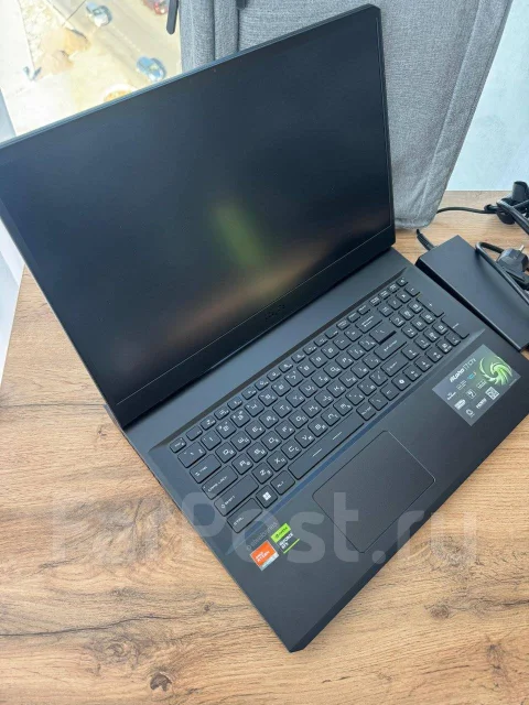 MSI Alpha 17. 17.3", 2,4����, ��� 16 ��, ���� 1 000���, WiFi: 1, Bluetooth: 1, ����������� �� 4��. ����