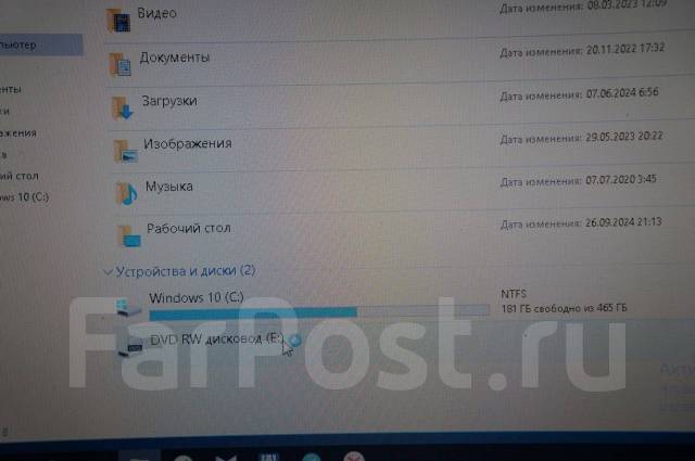 Sony VAIO. 14", 2,5����, ��� 6 ��, ���� 500���, WiFi: 1, Bluetooth: 1, ����������� �� 1��. ����