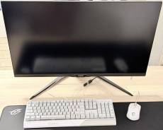 Aorus. 32", ���������� �� (LCD, LED, QLED) ����