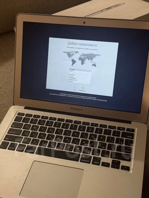 Apple MacBook Air 13 2013 Mid. 11", 1,3����, ��� 4 ��, ���� 251���, WiFi: 1, Bluetooth: 1 ����