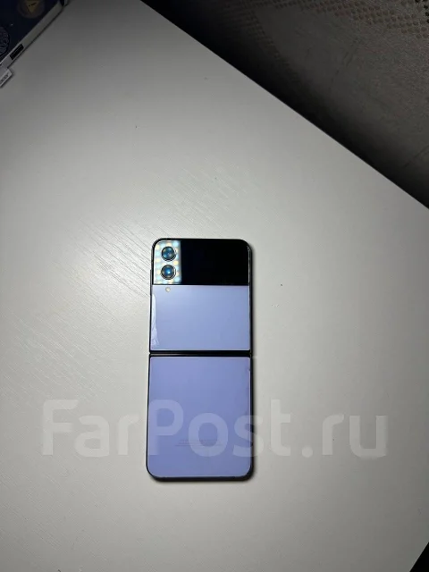 Samsung Galaxy Z Flip4. �/�, 256 ��, �����, 5G ����