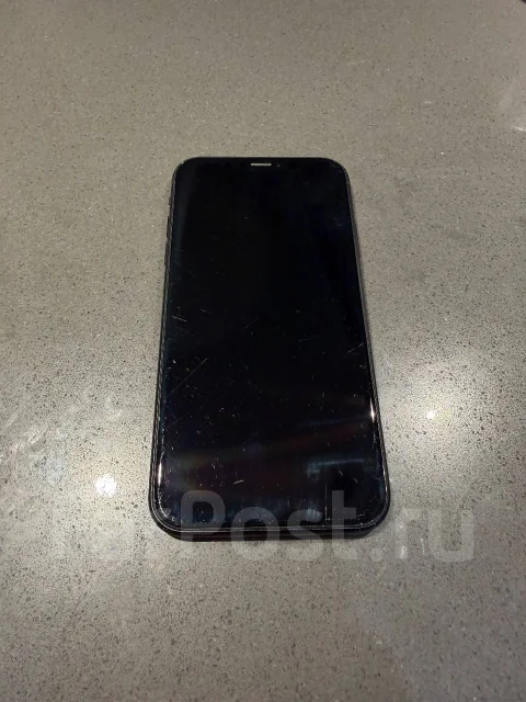 Apple iPhone Xr. �/�, 256 ��, ������, 3G, 4G LTE, 5G, NFC ����