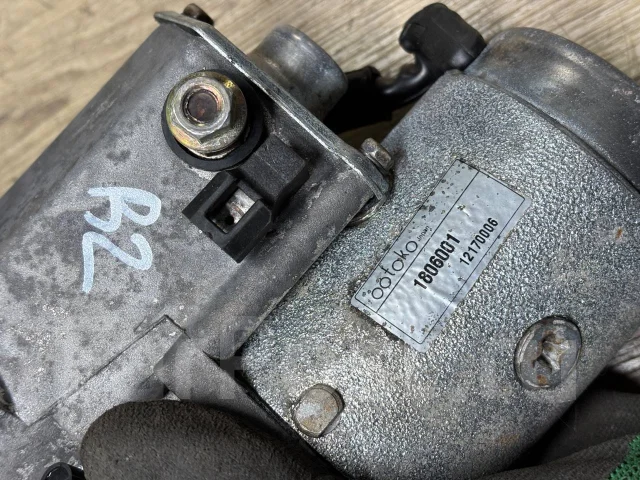 ������� Mazda R2 RF RFL118400 ����
