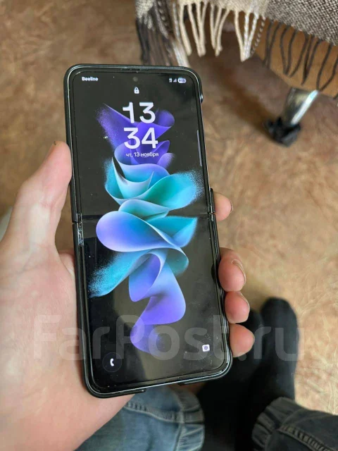 Samsung Galaxy Z Flip3 5G. �/�, 256 ��, �������, 5G, NFC ����