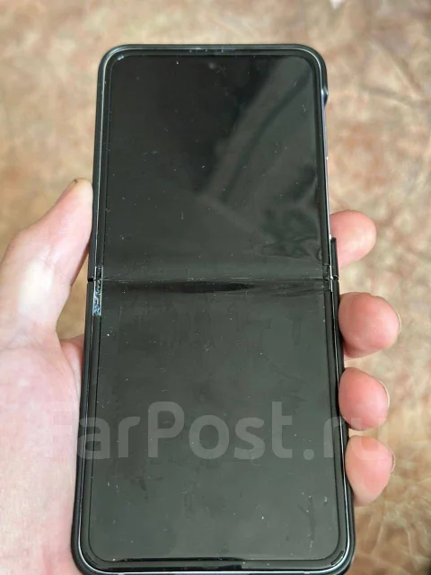 Samsung Galaxy Z Flip3 5G. �/�, 256 ��, �������, 5G, NFC ����
