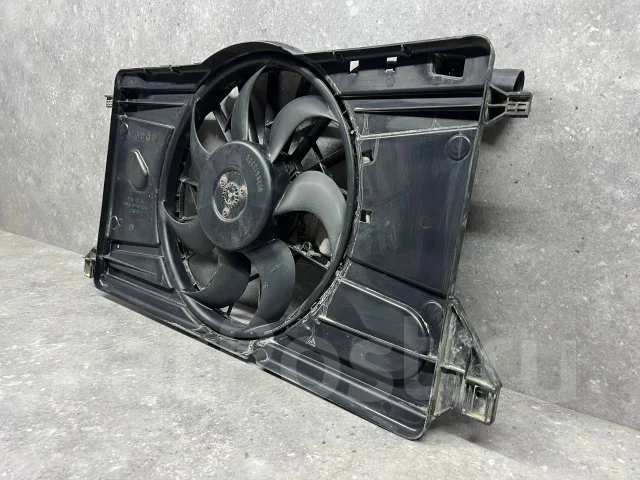 �������� ����������� Mazda 3 BK Z60115025C Z60115025C ����