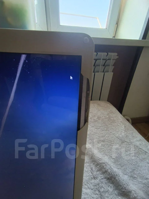 Sony VAIO. 17", 220����, ��� 6 ��, ���� 240���, WiFi: 1, Bluetooth: 1, ����������� �� 4��. ����