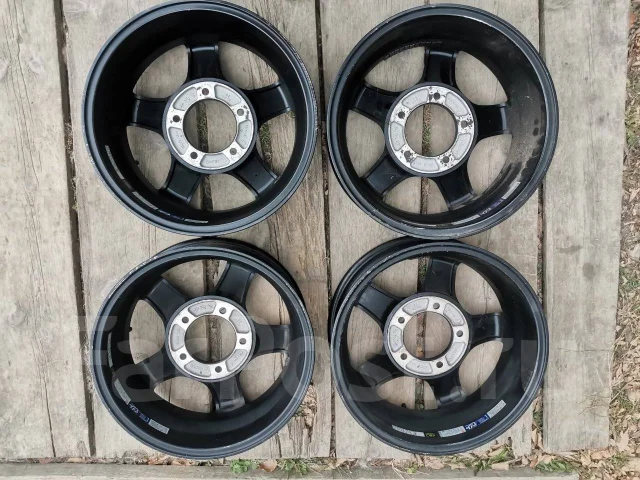 RAYS Gram Lights 57CR-X2. 5.5x16", 5x139.7, ET20 ����
