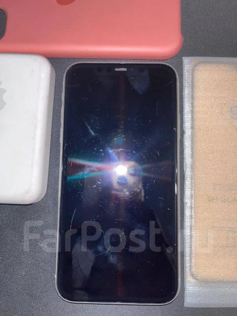 Apple iPhone 11. �/�, 64 ��, �����, 3G, 4G LTE, ����������, NFC ����