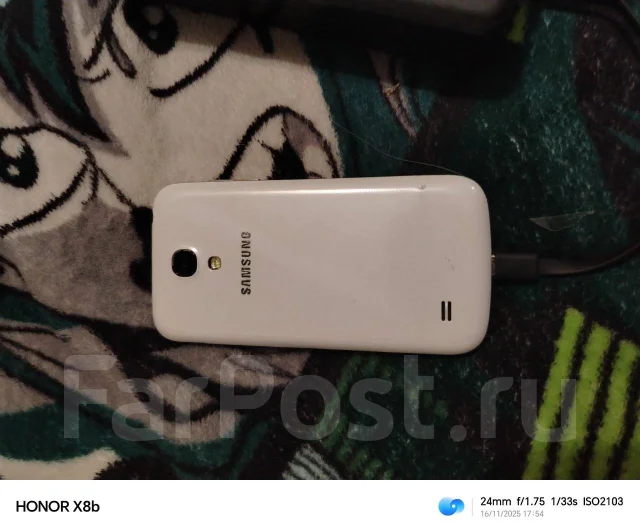 Samsung Galaxy S4 Mini. �/�, �� 8 ��, �����, 3G, Dual-SIM ����