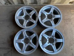 Dunlop. 5.5x16", 5x139.7, ET25 ����