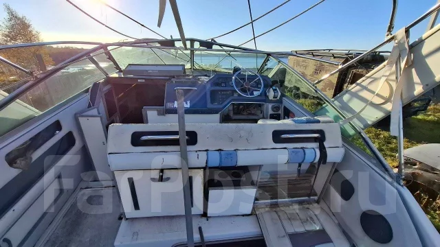 Searay Sundancer. 1992 ���, ����� 9��., ��������� ������������ ����