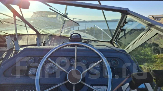 Searay Sundancer. 1992 ���, ����� 9��., ��������� ������������ ����