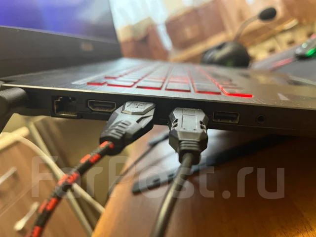Asus TUF Gaming. 17", 2,2����, ��� 16 ��, ���� 1 235���, WiFi: 1, Bluetooth: 1, ����������� �� 1��. ����