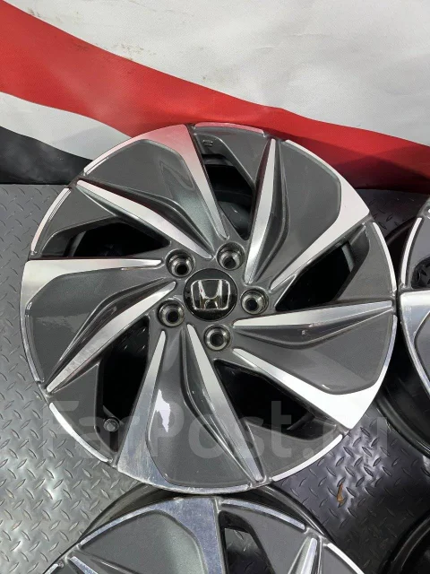 Комплект Литых Дисков Honda R17 7.0J 5X114.3 ET+45, 17