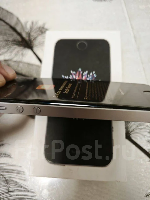 Apple iPhone SE. �/�, 32 �� ����