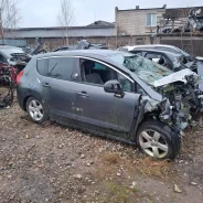 Peugeot 3008 ����