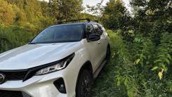 �������� ���� �� �������� Toyota Fortuner ���������� LUX Sc�ut black ����