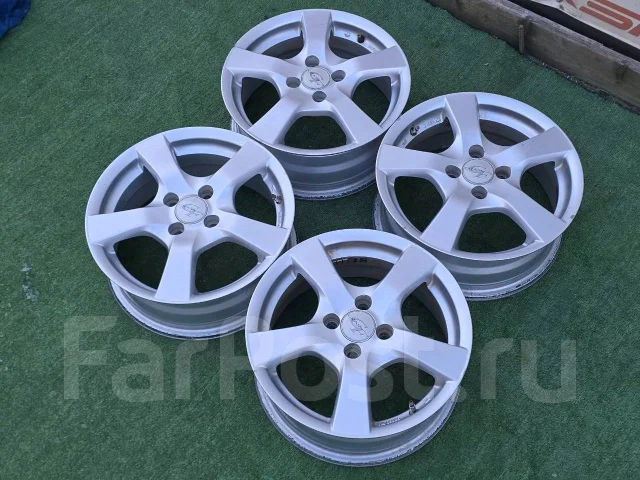 Grass CF. 6.0x15", 4x100, ET43 ����