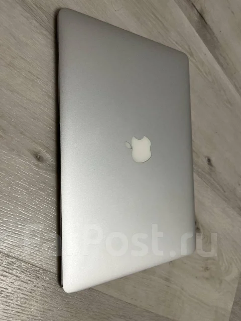 Apple MacBook Air 13 2012 Mid MD232. 13.3", 1,8����, ��� 4 ��, ���� 250���, WiFi: 1, Bluetooth: 1, ����������� �� 6��. ����