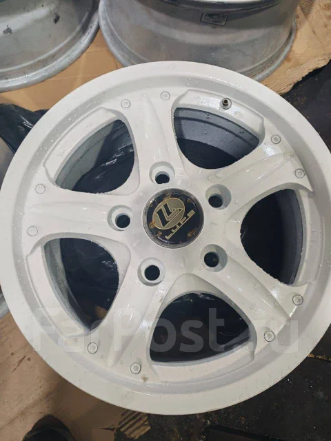Topy Lups. 8.0x17", 5x150, ET45 ����