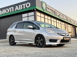 Honda Fit Shuttle. �������, ��������, 1.3 (88��.�.), ������, 207 000����. �� ����
