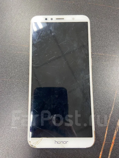 Honor 7C. �/�, 32 ��, ������� ����