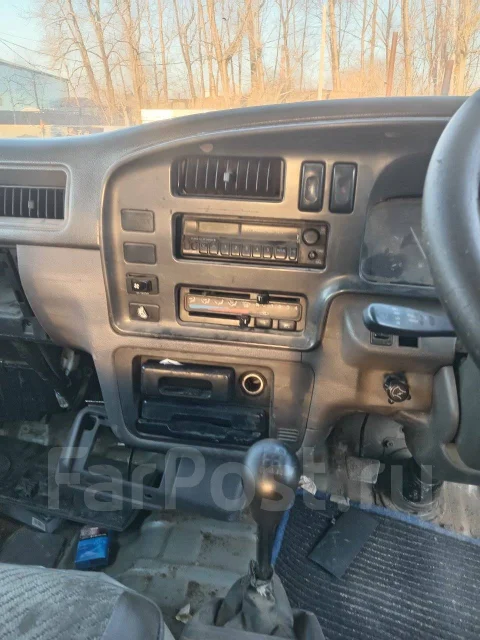 Nissan Caravan. E24, QD32 ����