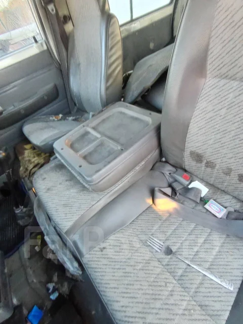 Nissan Caravan. E24, QD32 ����