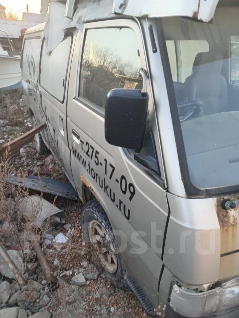 Nissan Caravan. E24, QD32 ����