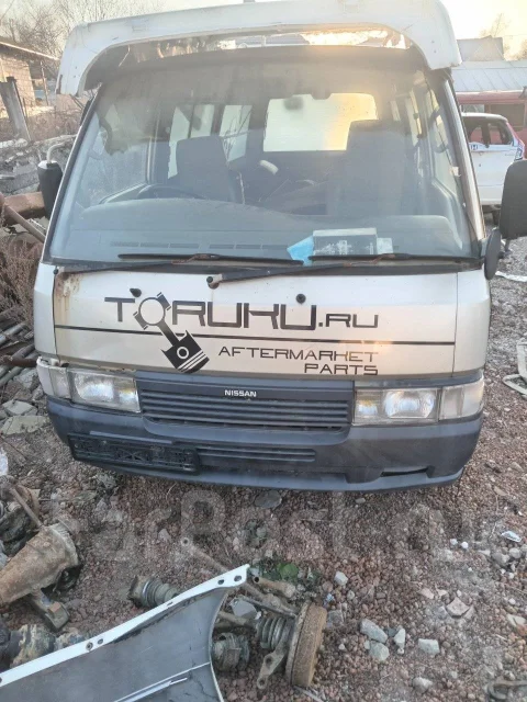 Nissan Caravan. E24, QD32 ����