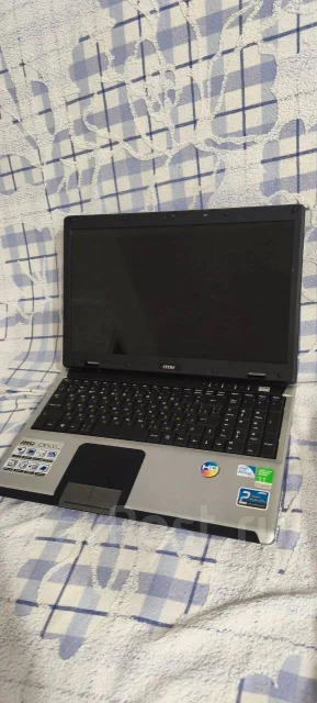 MSI. 15.6", 2,3����, ��� 4 ��, ���� 320���, WiFi: 1, ����������� �� 1��. ����