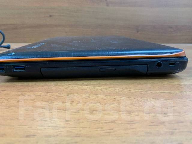 Lenovo IdeaPad Y570. 15.6", 2,2����, ��� 4 ��, ���� 300���, WiFi: 1, Bluetooth: 1 ����