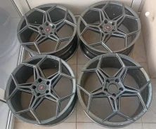 Inforged iFG 40. 8.5x19", 5x114.3, ET45, �� 67,1���. ����