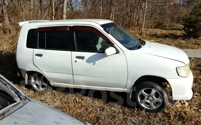 Nissan Cube. AZ10, CG13 DE ����