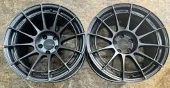 Enkei Racing Revolution NT03RR
