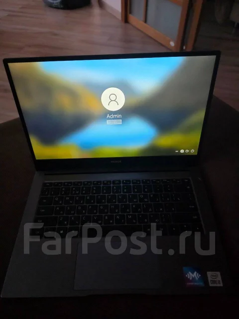 Honor MagicBook X 14. 14", ��� 8 ��, ���� 230���, WiFi: 1, Bluetooth: 1 ����