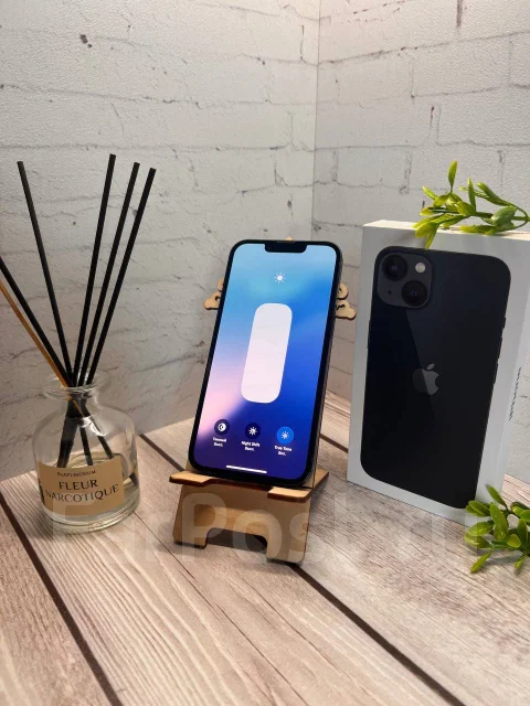 Apple iPhone 13. �/�, 128 ��, ������, 4G LTE, NFC ����