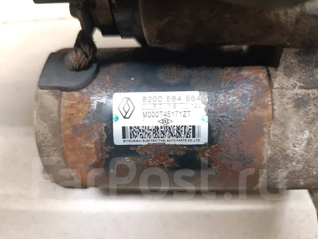 ������� Renault Duster 2012 233001105R ����
