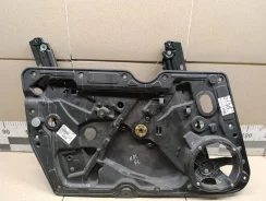 ��������������� ������. �������� ����� VW Golf VI 2009-2012 5K0837461B ����